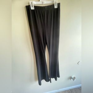 Black flare yoga pants